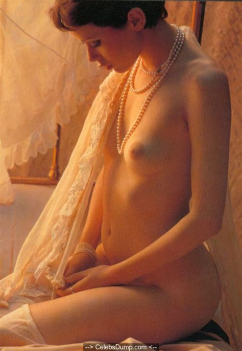 Dutch Actress Sylvia Kristel Fully Nude Emmanuelle Photoshoot