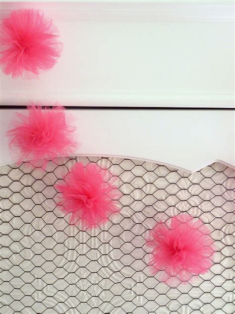 Tulle Pom Party Garland Bright Pink