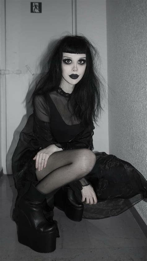Pin By Spiro Sousanis On Gothography Goth Outfits Goth Inspo Goth