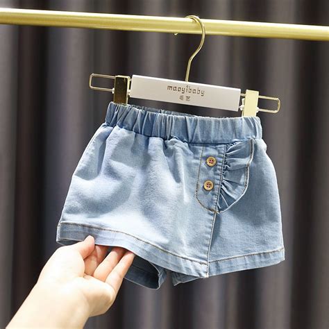 Ia dipakai di semua budaya walaupun ia dipanggil secara berbeza sebagai seluar, pantaloon, chino, khakis, dan juga seluar jeans. Seluar skirt pendek kanak-kanak perempuan 2020 gadis kecil ...