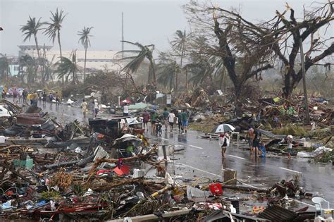 LA SOLIDARIDAD Ang Hagupit ng Bagyong Yolanda