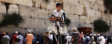 Aliyah At The Western Wall Plan Your Bar Mitzvah In Jerusalem With Us