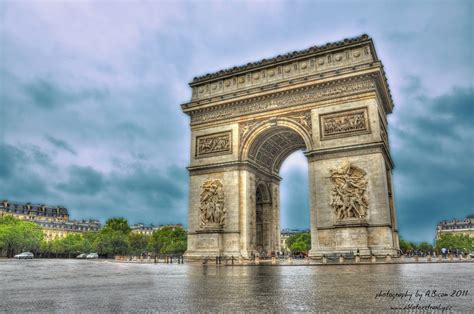 Triumphal Arch Paris Hdr Creme