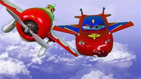 Disney Pixar Cars Lightning Mcqueen Hawk Plane Flying In The Sky Youtube