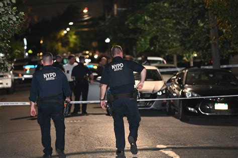 Woman Stabbed To Death In The Bronx Suspect Remains At Large Nypd