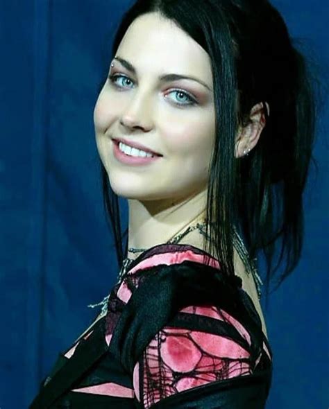 Amy Lee Evanescence Frontwoman Rtrueratecelebrities