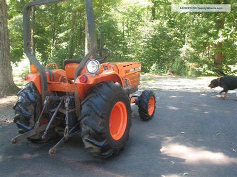 Kubota Diesel B8200 4wd Tractor 3 Cylinder 19 Hp With Bushhog And Boxblade