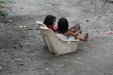 Asia Philippines The Slums In Angeles City Asia Phili Flickr