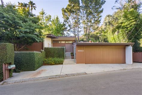 Beverly Crest Midcentury Modern With Time Capsule Feel Seeks 27m
