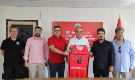 Turgutlu Belediyespor Un Yeni Sponsoru Trippters Com Oldu Spor