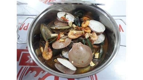 Salah satunya adalah seafood masak pedas ala kecap bango. Resep Sup Seafood Asam Pedas Khas Thailand yang Cocok ...