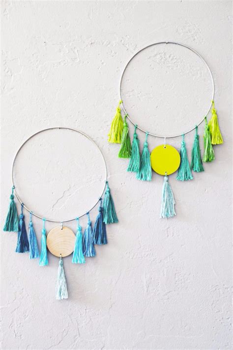Check out some of the most inspiring and beautiful craft room spaces and home offices! 17 Sweet DIY Decor Ideas For Girls' Rooms