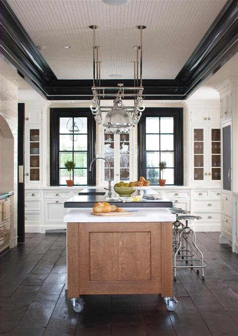We have a variety of styles, heights and sell in different lengths. black crown molding! | Ideas for Home Decor!!! | Pinterest ...