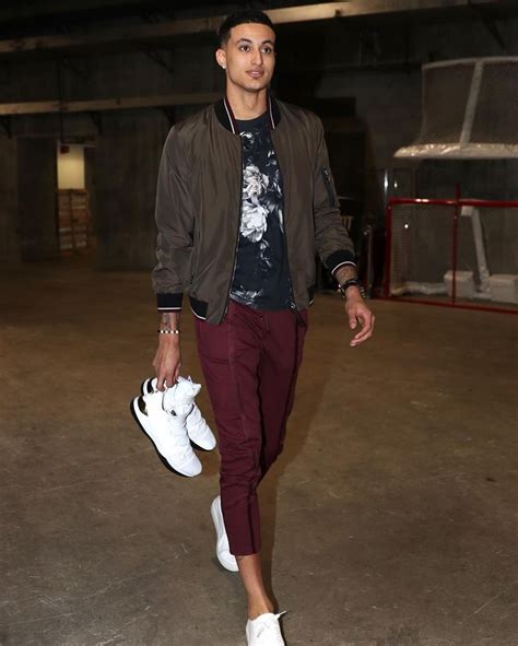 Jun 14, 2021 · kyle kuzma finished an nba season amid plenty of criticism. Kyle Kuzma on Instagram: "Lions never lose sleep over ...
