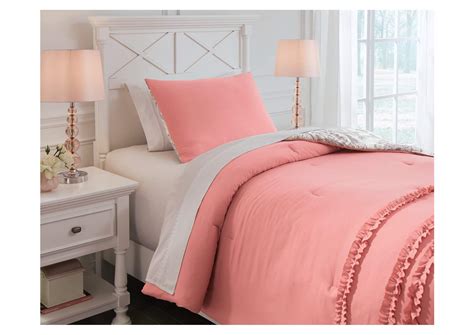 Avaleigh Twin Comforter Set