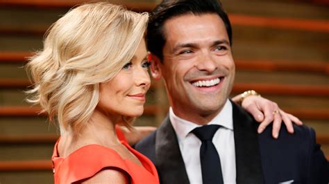Kelly Ripas Bedroom Confession Husband Mark Consuelos Is Mean After