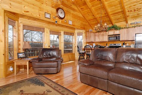 Pigeon Forge Riverfront Two Bedroom Vacation Cabin Rental-Convenient to