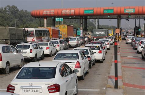 No Need To Pay At Toll Plaza If You Are Made To Wait For More Than 3