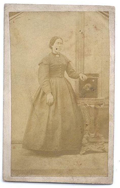 Pioneering Female Photographers Amazing Portraits Of Victorian Women