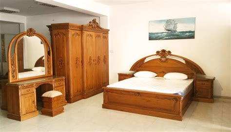 Our solid wood bedroom furniture sets are handcrafted in vermont and guaranteed to last a lifetime. Gardin Rose Bedroom Set | Sri Lanka | Sandella Furniture