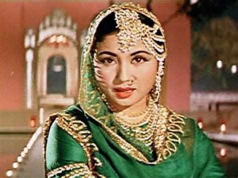 8 Things You Didnt Know About Meena Kumari Super Stars Bio