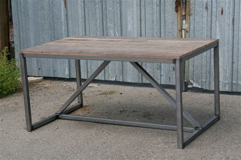 Using reclaimed wood, with industrial style legs or concrete dining tables with different frames, naken interiors have it all. Combine 9 | Industrial Furniture - Modern Industrial ...