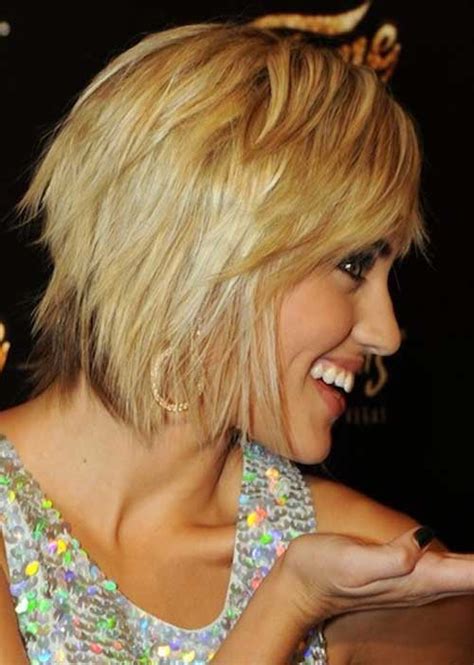 The hairs are cut into flattering bob shape from top to. 30 Edgy Short Hairstyles for Women - Be Classy And ...