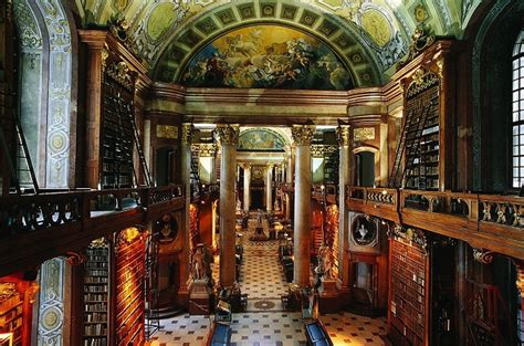 世界一美しい図書館 ～ ウィーン