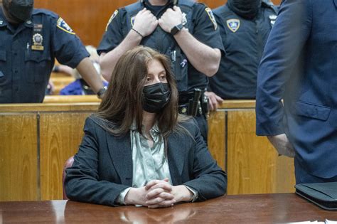lawyer for accused nyc shover lauren pazienza seeks new bail hearing