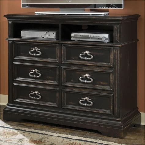 993145 Pulaski Furniture Brookfield Bedroom Media Chest