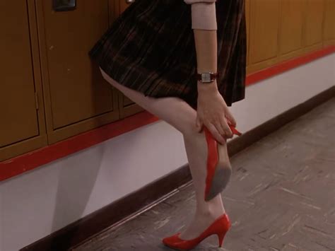Costuming Peaks Audrey Horne In The Pilot Episode