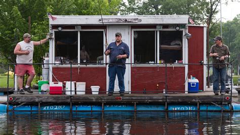 Wolf River fishing rafts a unique slice of Wisconsin outdoors culture