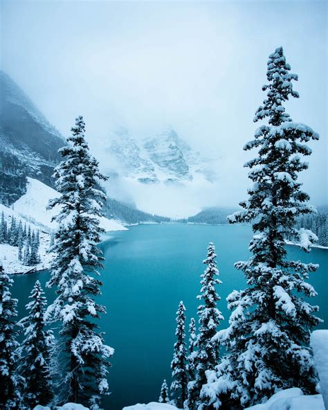 September In The Canadian Rockies Moraine Lake 1638x2048 Winter