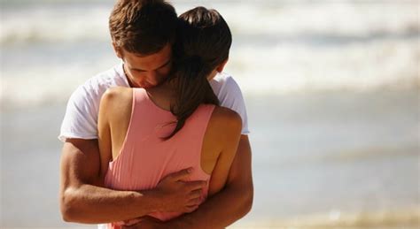 The Benefits Of Cuddling For Couples That Will Surprise You