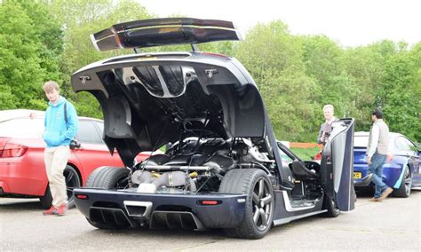 Vmax200 Hypermax Koenigsegg One1 Crowned King After 240mph Pass
