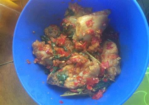 Meskipun tentu, semuanya kembali disematkan. Resep Ayam Rica Rica Kemangi Pedas Manis - Bahan Membuat ...