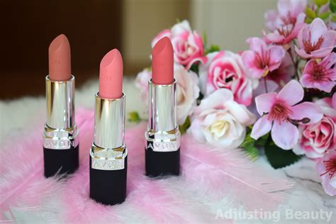 Review Avon True Colour Perfectly Matte Lipsticks Rouged Perfection