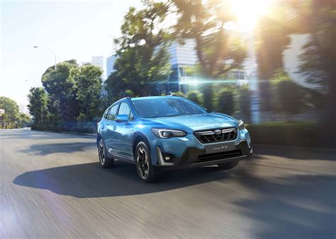 Facelifted Subaru Xv Receives Design And Chassis Tweaks Autocar
