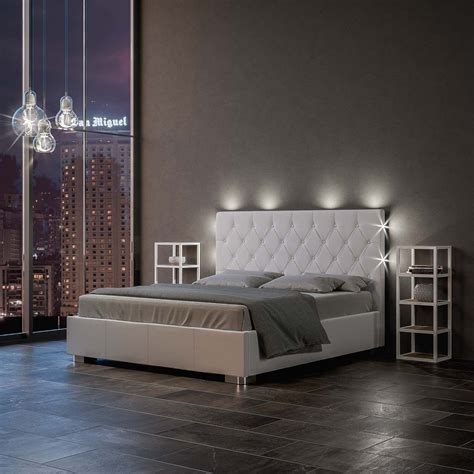 Il letto design stella, grazie alle luci a led che circondano la. Itamoby: Letto matrimoniale Alexa ecopelle bianco con contenitore e rete Itamoby | notte - letti