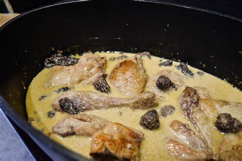 Poularde Au Vin Jaune Et Aux Morilles Pour Les F Tes