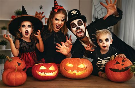 How To Plan A Ghoulishly Great Halloween Party In Your Own Backyard