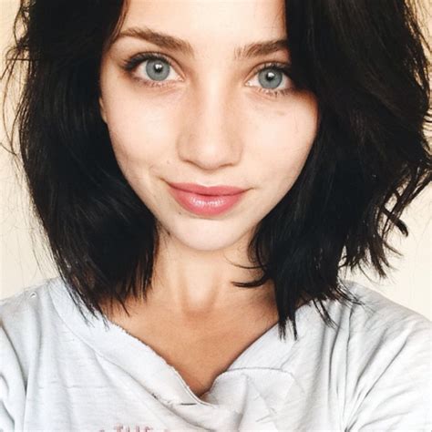 Emily Rudd Faraox