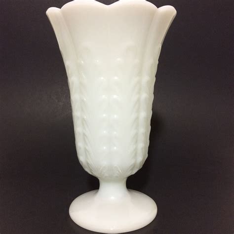 Vintage E O Brody Milk Glass Flower Vase 9 M5200 Etsy Ireland