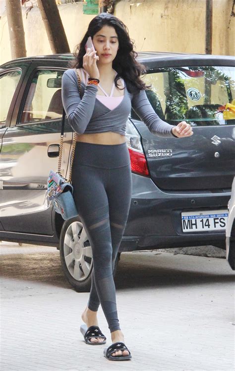 Photo Gallery Janhvi Kapoor S Aces Her Gym Look Smiles For The Paps News Zee News