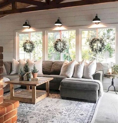 Cozy Modern Farmhouse Sunroom Design Ideas 16 In 2020 Modern