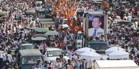 Cambodian Antigovernment Critics Funeral Procession Attracts Huge
