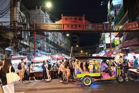 What To Eat In Bangkoks Chinatown Exploring The Street Food Of Yaowarat Road — Feastography