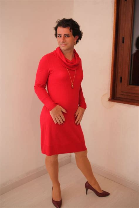 Raoul Of Course Dress And Heels Men Wearing Dresses Nice Red Dress