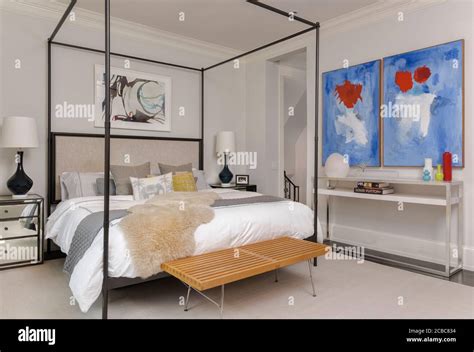 Contemporary Master Bedroom Suite Stock Photo Alamy