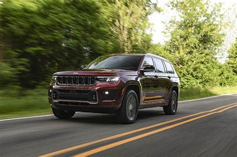 Jeeps New Grand Cherokee Suv Is Priced From R13m We Take It For A